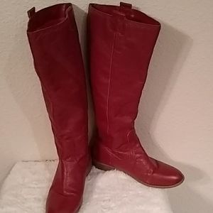 Red leather boots size 9 EUC